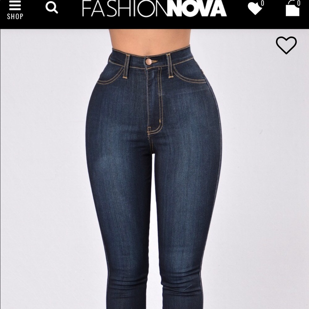 Classic high waist skinny jeans.